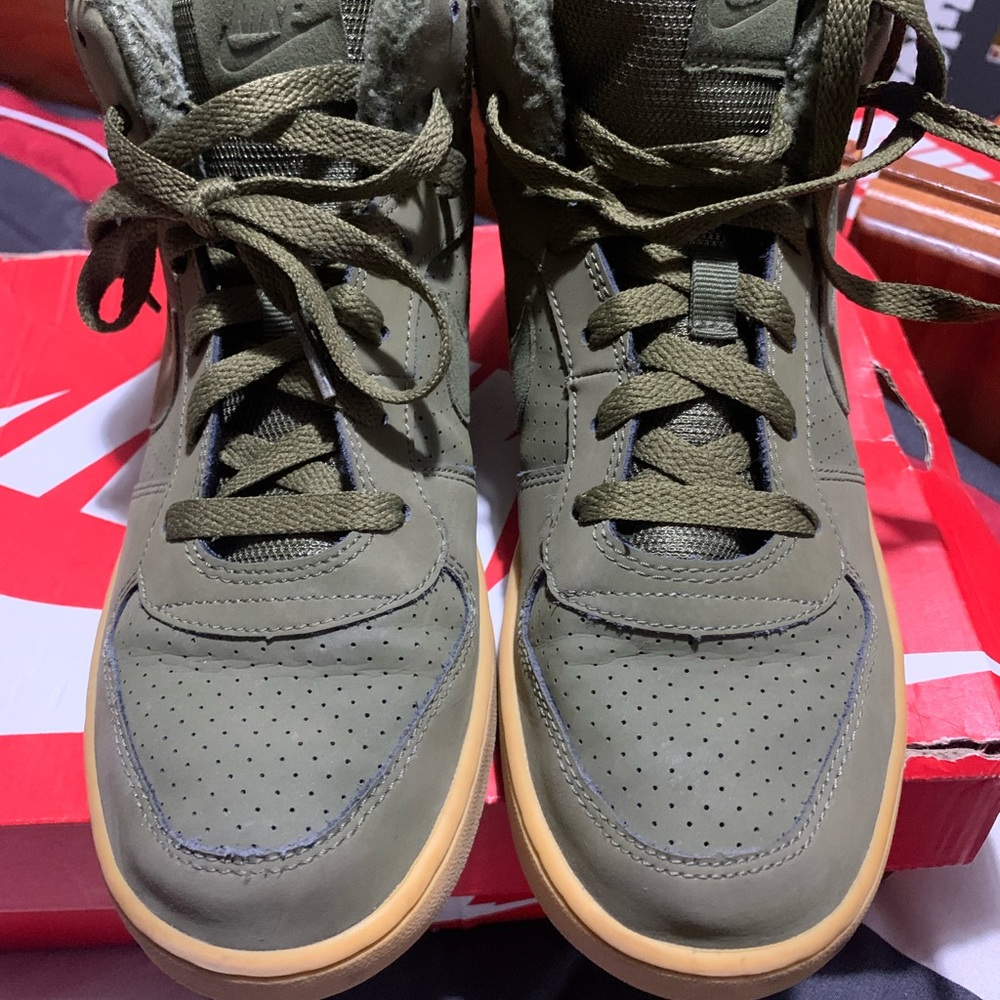 Nike shoes
